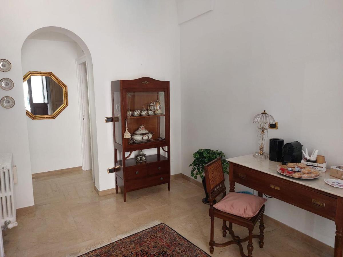 Suite Del Conservatorio Nel Centro Storico 莱切 外观 照片